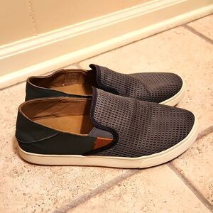 OluKai "Pehuea" Women's Blue Slip-on Shoes Size 11
